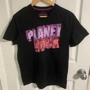 Renaur Men Planet Rock V Neck T-Shirt - Men’s L